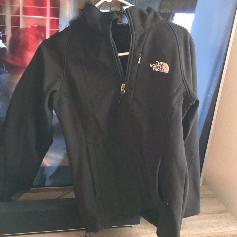 Black north face jacket